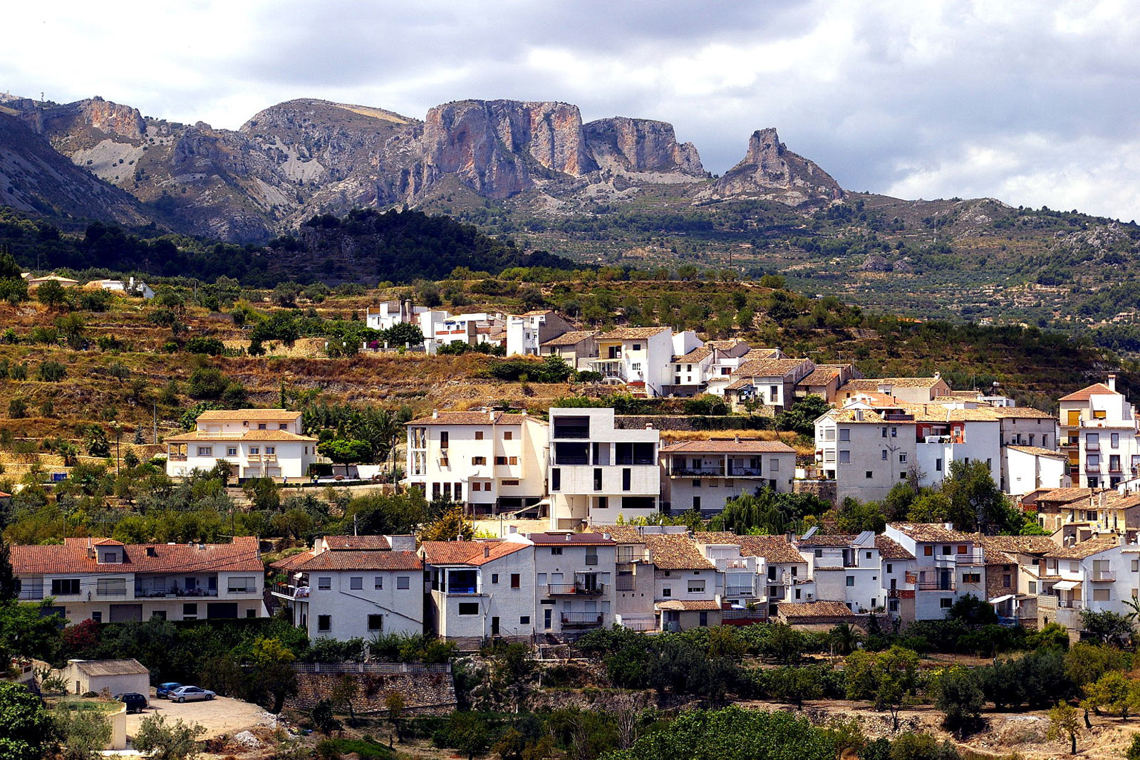Benimantell (Valley of Guadalest)